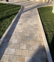TRAVERTIN PAVE MIX 15.3X15.3 EP 3 CM 2EME CHOIX