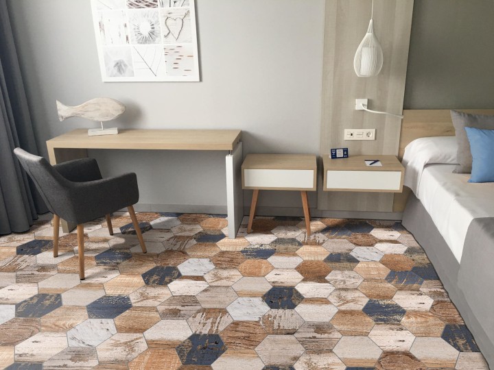 HEXAGONE GAUGUIN MIX 22X25 CM SATINÉ NON RECTIFIE