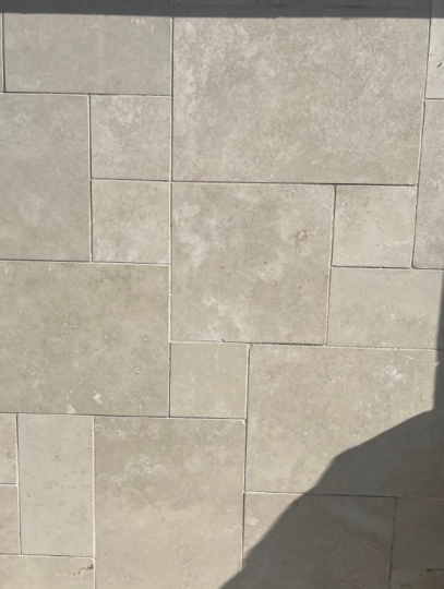 TRAVERTIN IVOIRE OPUS 4 EP 1.2 CM 1ER CHOIX FINITION REBOUCHÉE ADOUCIE