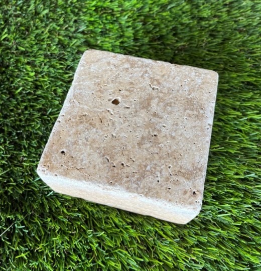 TRAVERTIN PAVE NUANCE 10X10 EP 5 CM 1ER CHOIX