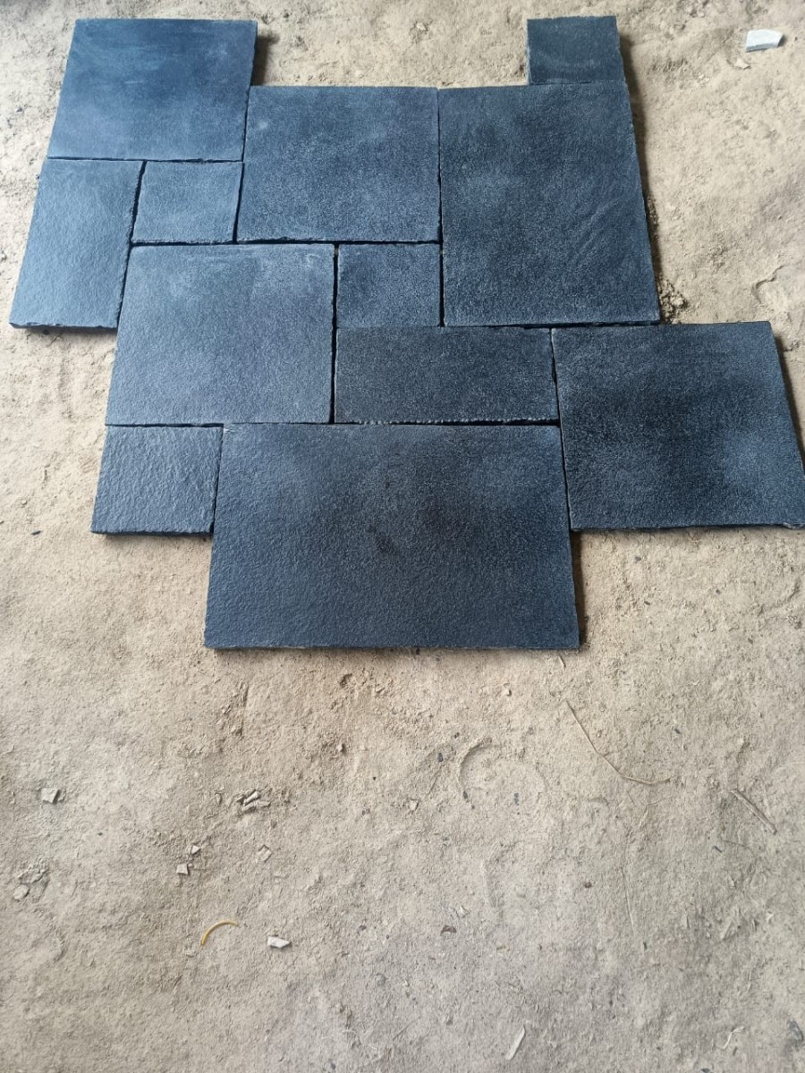 CUDAPPA OPUS 4 FORMATS EP 2 CM FINITION BROSSEE