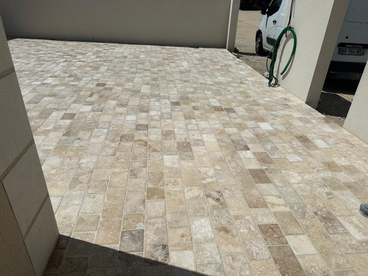 TRAVERTIN PAVE NUANCE 1ER CHOIX - 3 FORMATS - 15.3X15.3 / 15.3X18 / 15.3X22 EP 3 CM